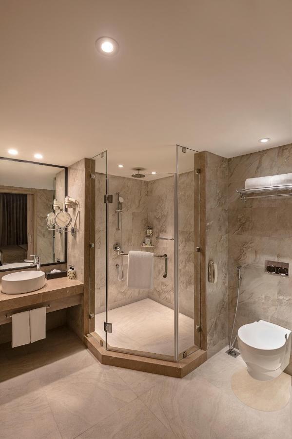 Lemon Tree Premier, New Town, Kolkata Hotel Екстериор снимка